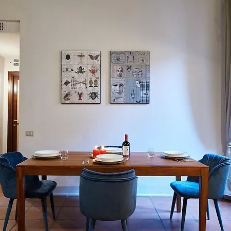 The Artist Apartment *